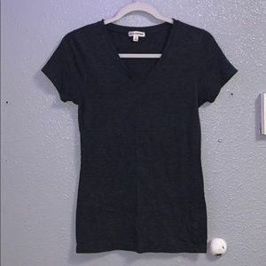 Zenana Outfitter’s Dark Gray shirt